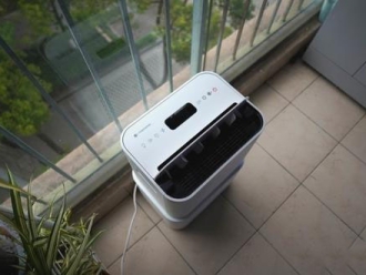 知识百科使空气中的水分凝结成水滴的原理